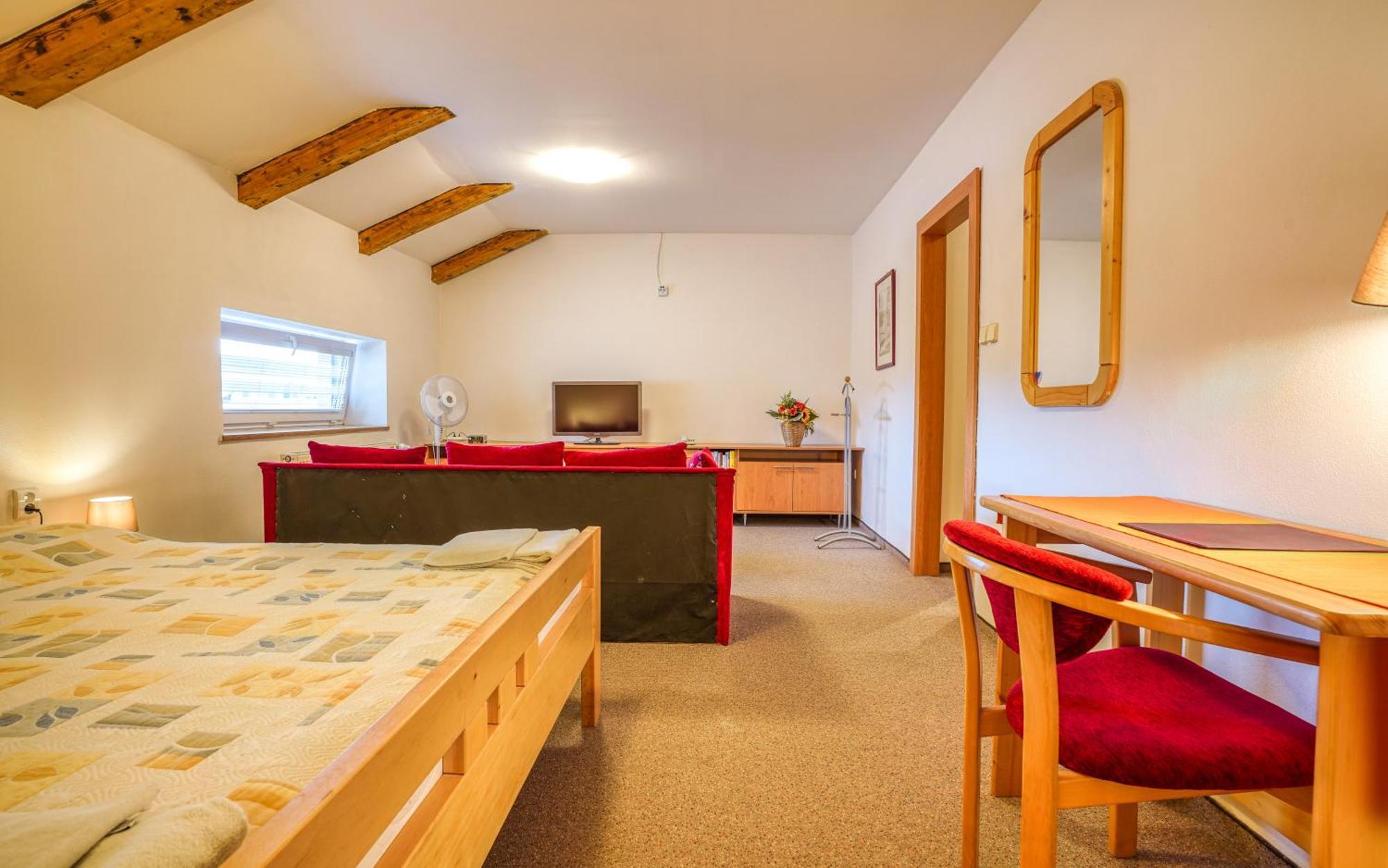 Hotel Dynamic Újtölgyes Szoba fotó